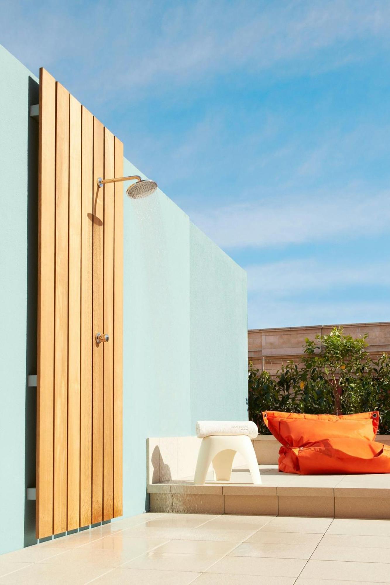 Le Meridien Hotel 5*